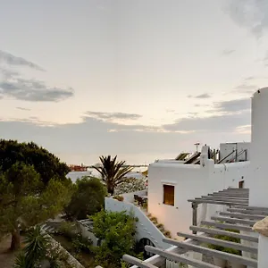 & Rania Mykonos Town
